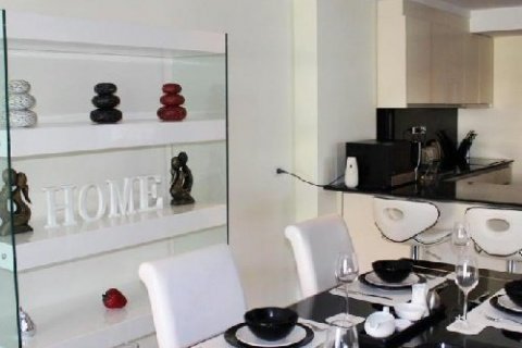 Condominio de 2 dormitorios en Pattaya, Tailandia № 20986 - foto 12