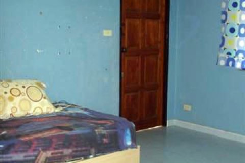 Casa de 3 dormitorios en Jomtien Beach, Pattaya, Tailandia № 23938