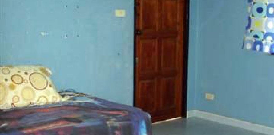 Casa de 3 dormitorios en Jomtien Beach, Pattaya, Tailandia № 23938