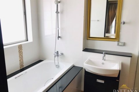 Casa de 5 dormitorios en Pattaya, Tailandia № 21653 - foto 5