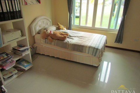 Casa de 3 dormitorios en Pattaya, Tailandia № 21254 - foto 16