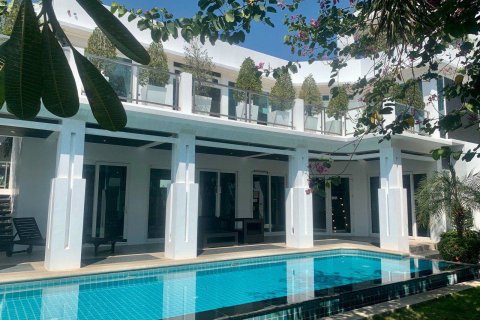 Casa de 4 dormitorios en Jomtien Beach, Pattaya, Tailandia № 21986 - foto 3