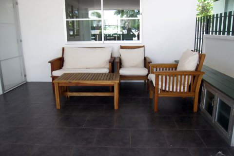Casa de 2 dormitorios en Pattaya, Tailandia № 23433 - foto 5