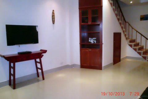 Casa de 2 dormitorios en Pattaya, Tailandia № 24014 - foto 3