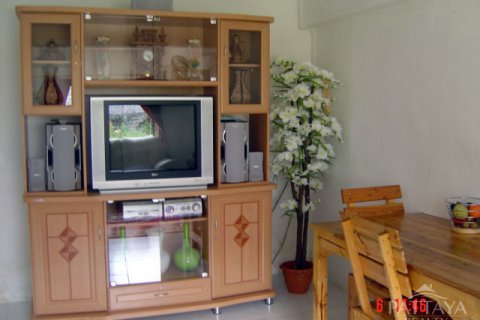 Casa de 4 dormitorios en Pattaya, Tailandia № 22988 - foto 7