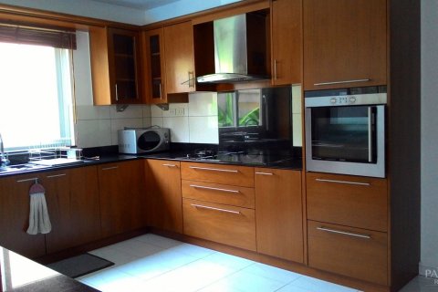 Casa de 3 dormitorios en Pattaya, Tailandia № 20726 - foto 11