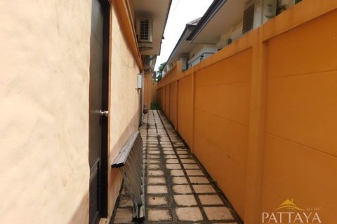 Casa de 3 dormitorios en Pattaya, Tailandia № 21237 - foto 14