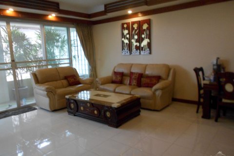 Condominio de 2 dormitorios en Pattaya, Tailandia № 23982 - foto 4