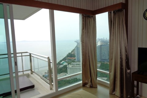 Condominio de 2 dormitorios en Jomtien Beach, Pattaya, Tailandia № 19755 - foto 2