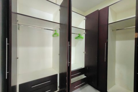 Casa de 20 dormitorios en Pattaya, Tailandia № 22417 - foto 17