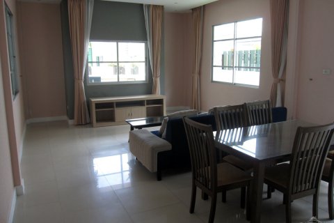 Casa de 2 dormitorios en Pattaya, Tailandia № 23433 - foto 6