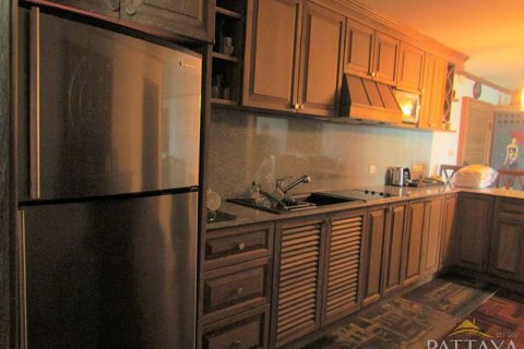 Condominio de 2 dormitorios en Jomtien Beach, Pattaya, Tailandia № 21615 - foto 30
