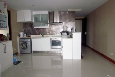 Condominio de 2 dormitorios en Pattaya, Tailandia № 24352 - foto 11