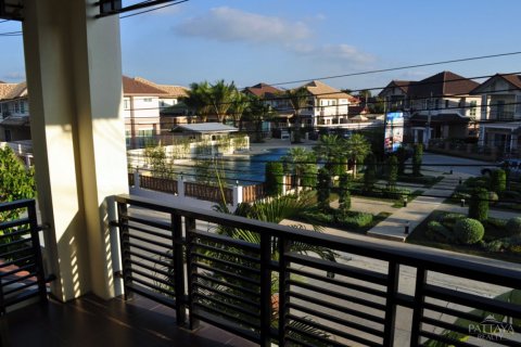 Casa de 3 dormitorios en Pattaya, Tailandia № 22853 - foto 11