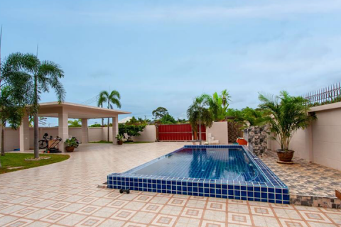 Casa de 5 dormitorios en Pattaya, Tailandia № 20826 - foto 6