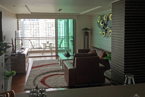 Condominio de 2 dormitorios en Pattaya, Tailandia № 20332
