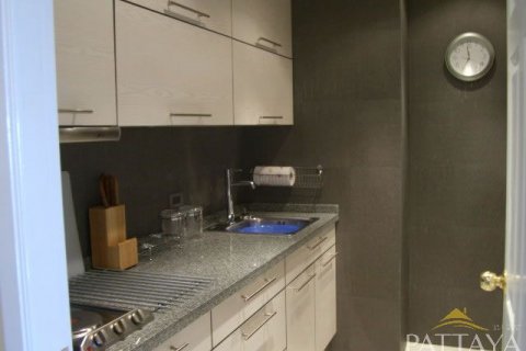 Condominio de 2 dormitorios en Pattaya, Tailandia № 21694 - foto 2