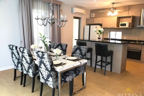 Casa de 5 dormitorios en Pattaya, Tailandia № 21653 - foto 19