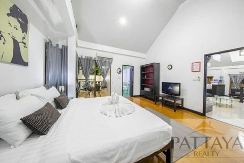 Casa de 4 dormitorios en Pattaya, Tailandia № 21135 - foto 6