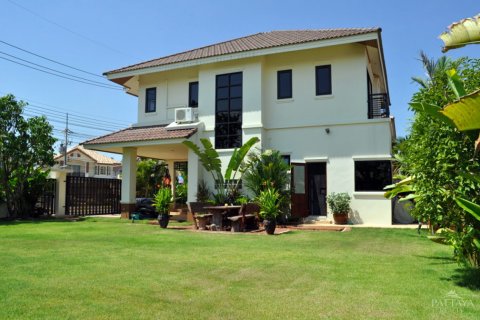 Casa de 3 dormitorios en Pattaya, Tailandia № 22853 - foto 19