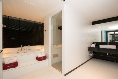 Casa de 5 dormitorios en Phuket, Tailandia № 22369 - foto 3