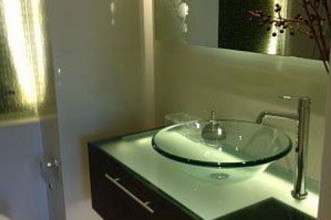 Condominio de 2 dormitorios en Jomtien Beach, Pattaya, Tailandia № 24294 - foto 6