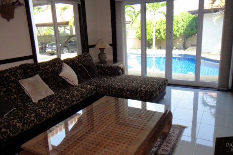 Casa de 3 dormitorios en Pattaya, Tailandia № 19961 - foto 2
