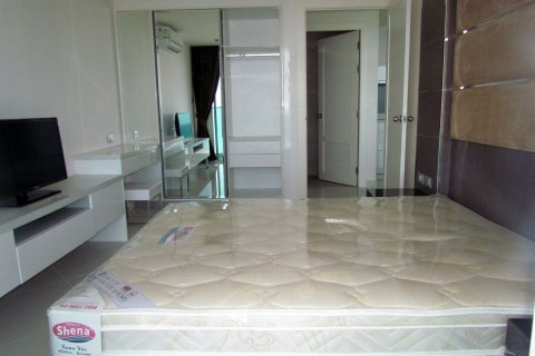 Condominio de 2 dormitorios en Pattaya, Tailandia № 23899 - foto 8