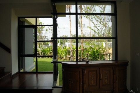 Casa de 4 dormitorios en Pattaya, Tailandia № 23581 - foto 7