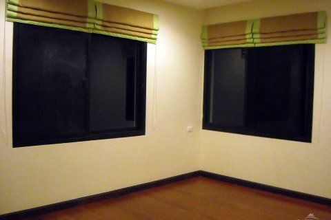 Casa de 4 dormitorios en Pattaya, Tailandia № 23581 - foto 11