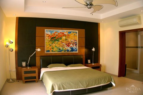 Casa de 5 dormitorios en Pattaya, Tailandia № 23316 - foto 7