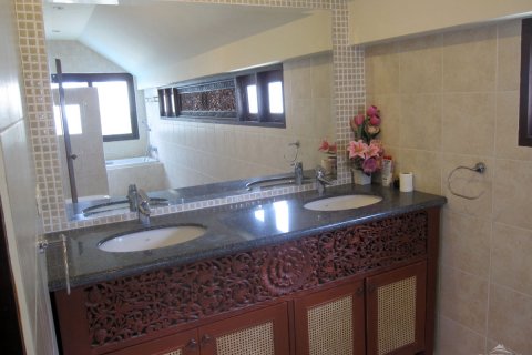 Casa de 2 dormitorios en Jomtien Beach, Pattaya, Tailandia № 23442 - foto 20