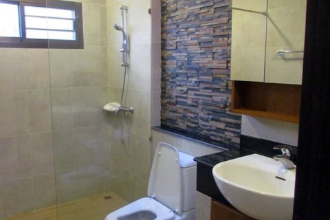 Casa de 3 dormitorios en Pattaya, Tailandia № 24142 - foto 16
