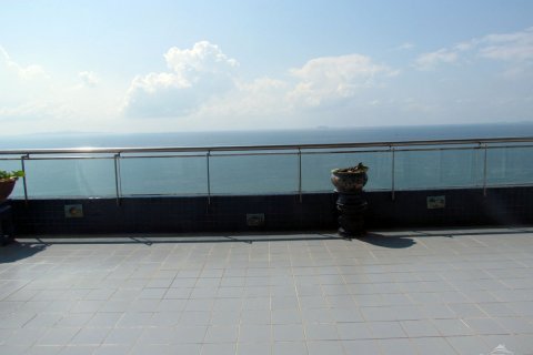 Condominio de 6 dormitorios en Pattaya, Tailandia № 20203 - foto 18