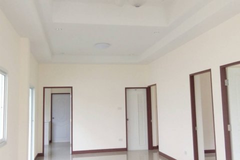 Casa de 3 dormitorios en Pattaya, Tailandia № 22135 - foto 2