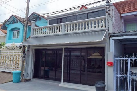 Casa de 3 dormitorios en Pattaya, Tailandia № 21426 - foto 2