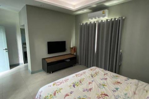 Casa de 4 dormitorios en Pattaya, Tailandia № 22081 - foto 28