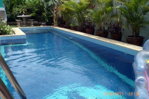 Casa de 3 dormitorios en Pattaya, Tailandia № 23255 - foto 8