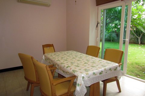 Casa de 3 dormitorios en Pattaya, Tailandia № 23424 - foto 4