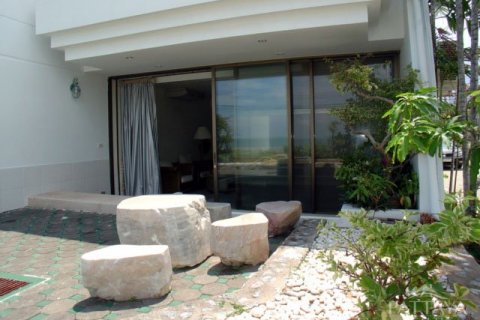 Casa de 4 dormitorios en Jomtien Beach, Pattaya, Tailandia № 22672 - foto 19