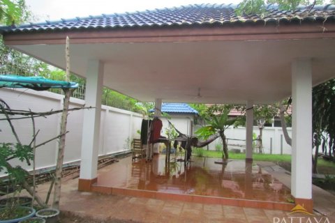Casa de 4 dormitorios en Pattaya, Tailandia № 21627 - foto 17