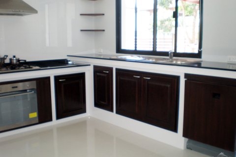 Casa de 3 dormitorios en Pattaya, Tailandia № 23397 - foto 7