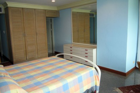 Condominio de 3 dormitorios en Pattaya, Tailandia № 22694 - foto 3