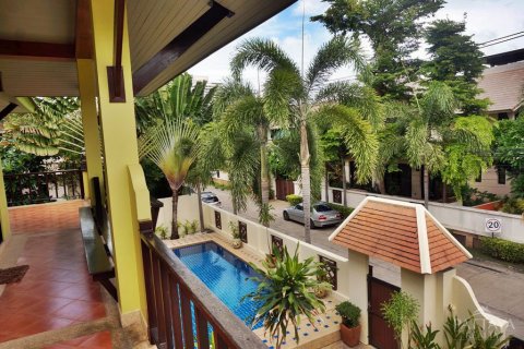 Casa de 3 dormitorios en Pattaya, Tailandia № 19972 - foto 16