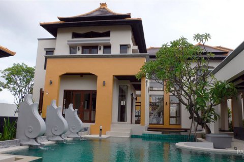 Casa de 5 dormitorios en Pattaya, Tailandia № 19892 - foto 20