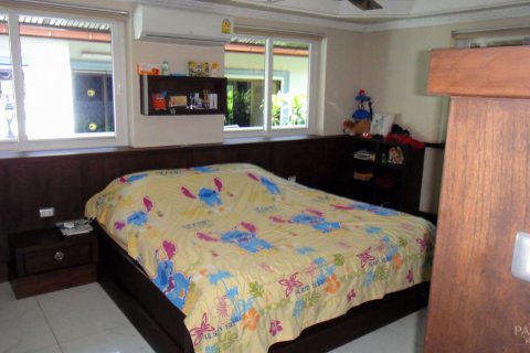 Casa de 3 dormitorios en Pattaya, Tailandia № 19961 - foto 14
