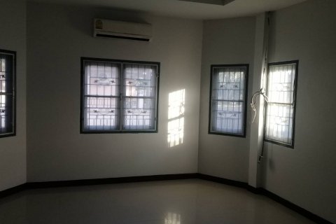 Casa de 3 dormitorios en Pattaya, Tailandia № 22436 - foto 8