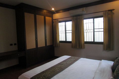 Casa de 3 dormitorios en Pattaya, Tailandia № 24142 - foto 18