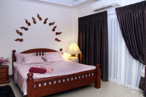 Casa de 3 dormitorios en Pattaya, Tailandia № 20454 - foto 14
