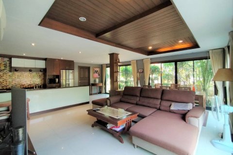 Casa de 3 dormitorios en Pattaya, Tailandia № 21813 - foto 21